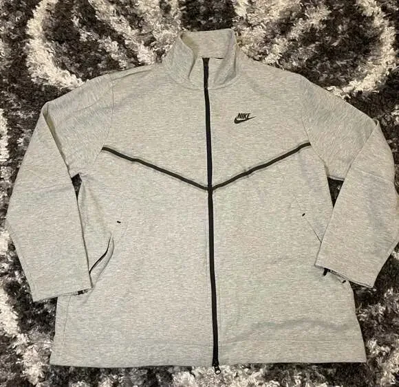 Nike Sportswear Tech Fleece Full-Zip Oversized Women's Jacket CW4296-063 Grey Si - Picture 1 of 4
